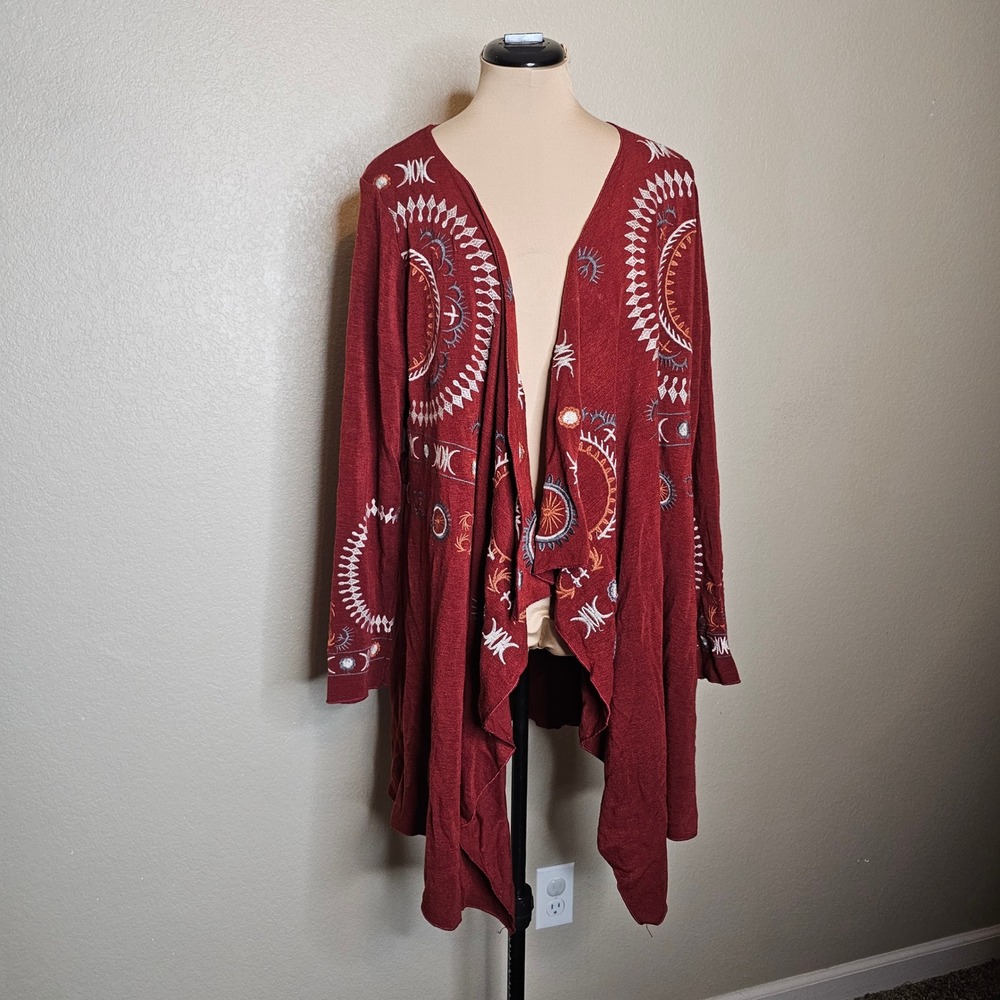 Monoreno Burgundy Embroidered Waterfall Draped Open Front Cardigan Medium